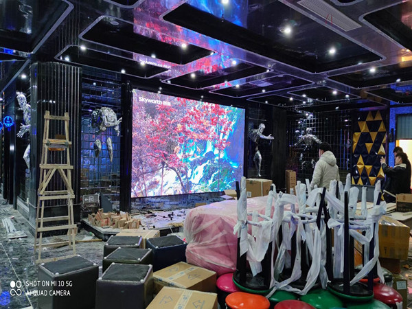 丹棱室内P2.5全彩显示屏